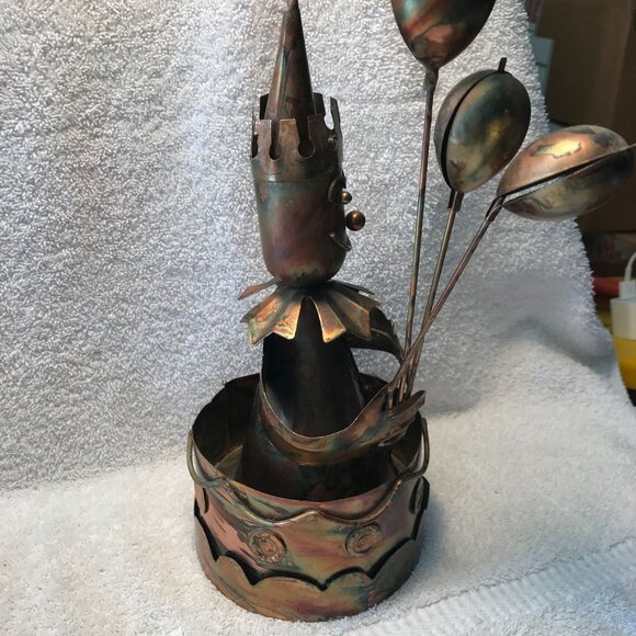 Vintage Copper Clown Decor With Balloons - Handmade Metal Art Sculpture - Quirky - Picture 3 of 14
